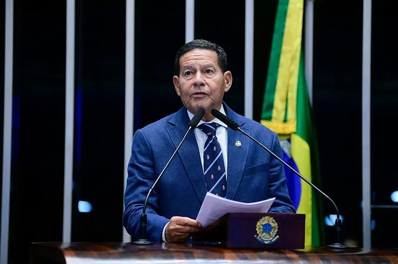 Encontro entre Lula e Mourão recoloca minerais críticos no debate militar