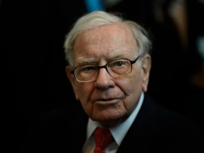 Warren Buffett deixa conselho da Berkshire, que terá filho como presidente