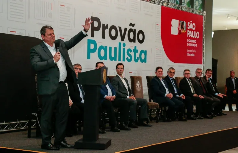Estudo questiona segurança do Provão Paulista e vínculo com bônus na rede estadual