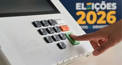Artigo contrapõe Lula e Flávio Bolsonaro na disputa por projetos de país