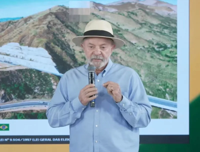 Lula diz que presidente deve ser aliado do povo, não de Vorcaro