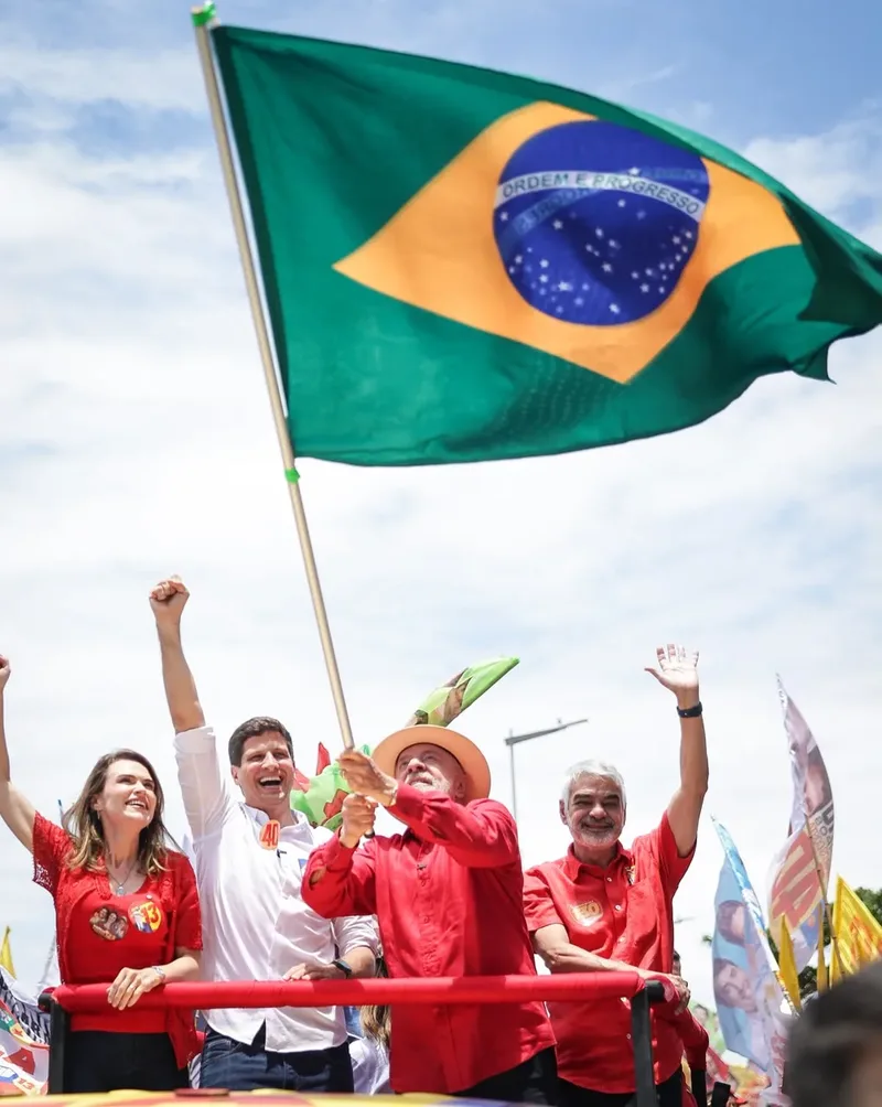 Lula lidera disputa em Pernambuco, mas 40% o citam na pesquisa espontânea