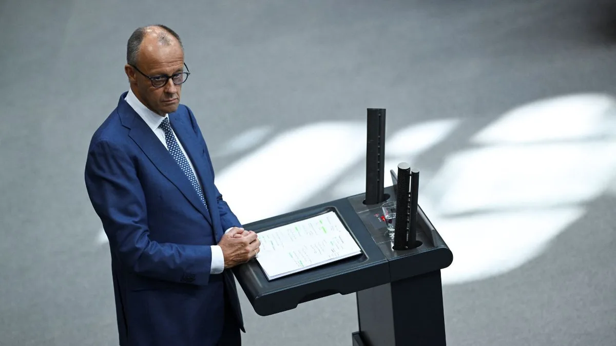 Merz acusa AfD de defender política equivalente a limpeza étnica