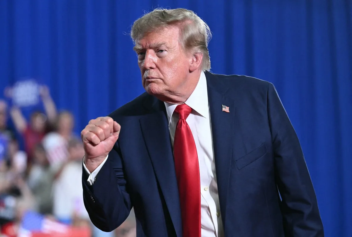 Trump oferece US$ 5 mil a eleitores se republicanos mantiverem Congresso