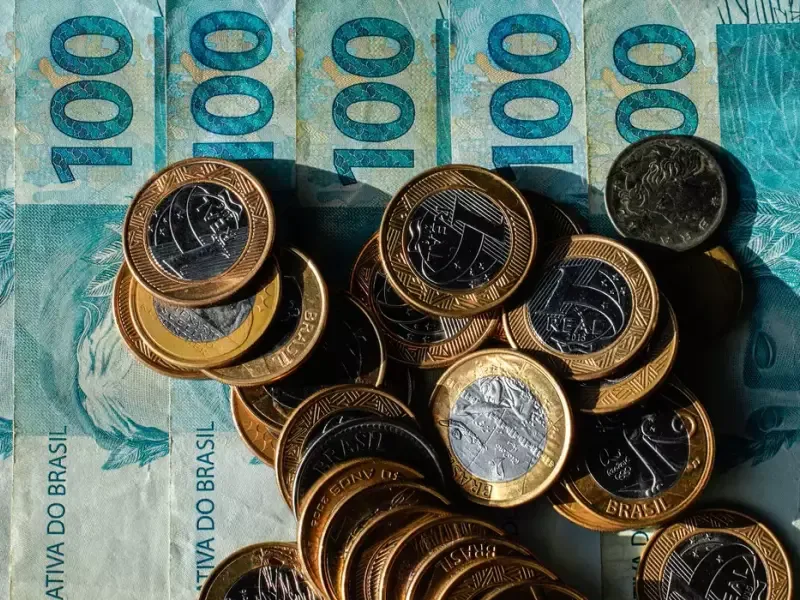 Valores a receber chegam a R$ 5,65 bilhões em julho, diz Banco Central