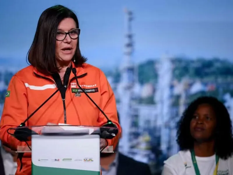 Petrobras evita novo reajuste do diesel e mantém revisão de preços a cada 15 dias