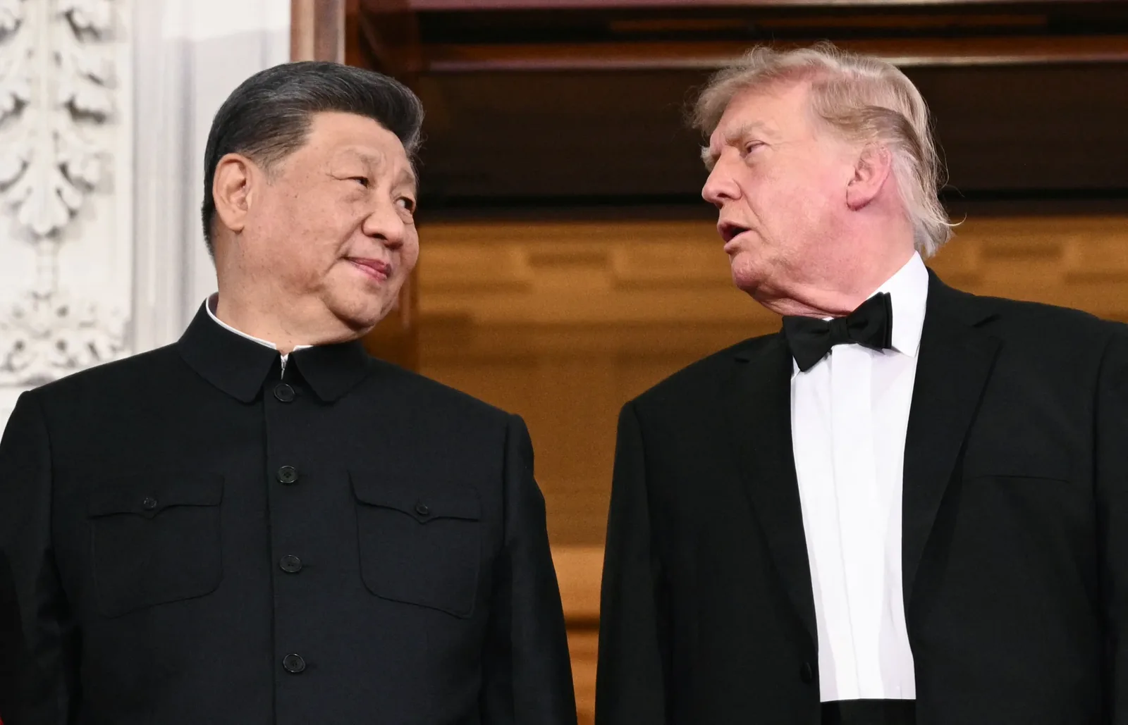 China e Estados Unidos anunciam redução de tarifas e canal sobre inteligência artificial