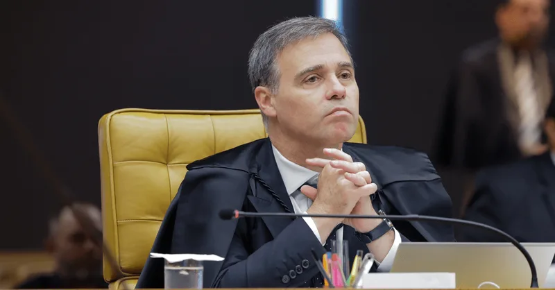 Mendonça rejeita argumentos da União e mantém medidas contra dirigentes da PF