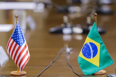 Eleitores brasileiros no exterior enfrentam baixa adesão nos Estados Unidos