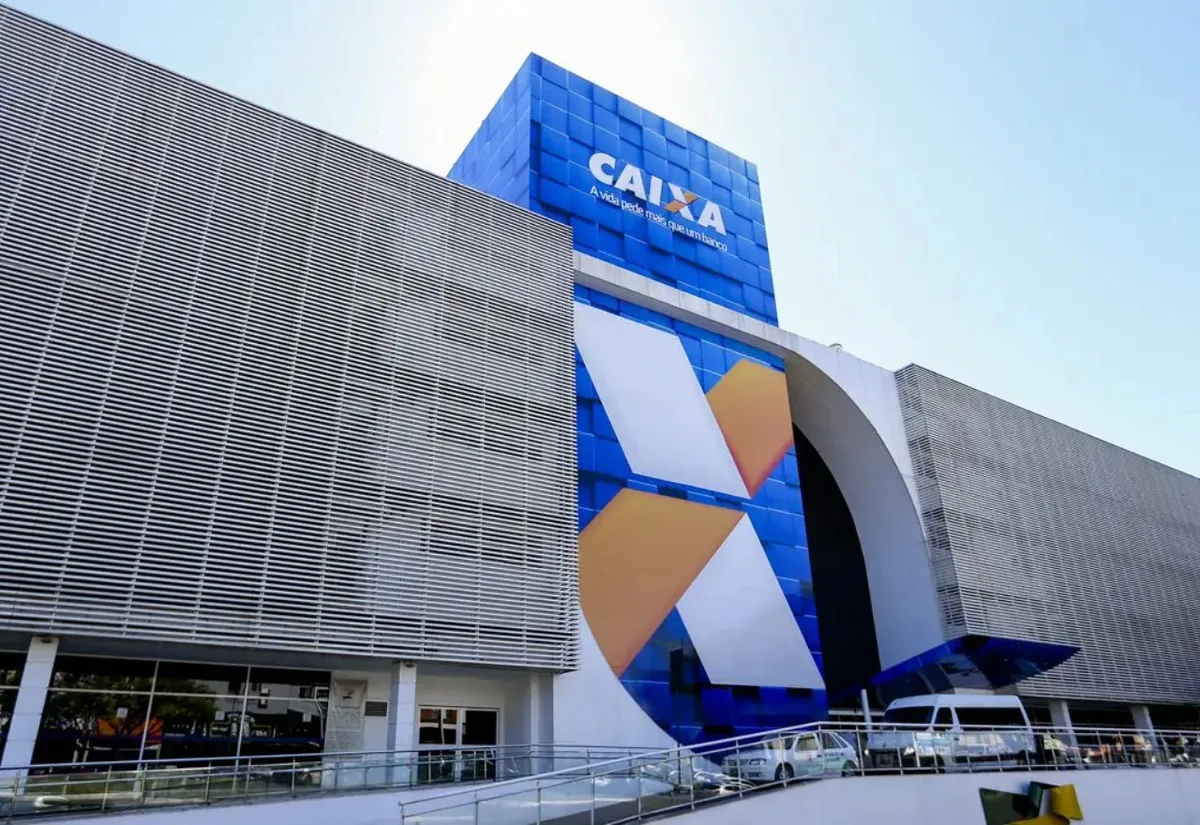 Greve na Caixa segue no 14º dia com mediação marcada no TST