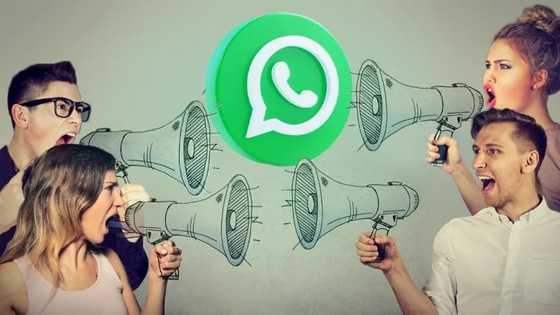A política deixou os grupos de família, mas não perdeu força