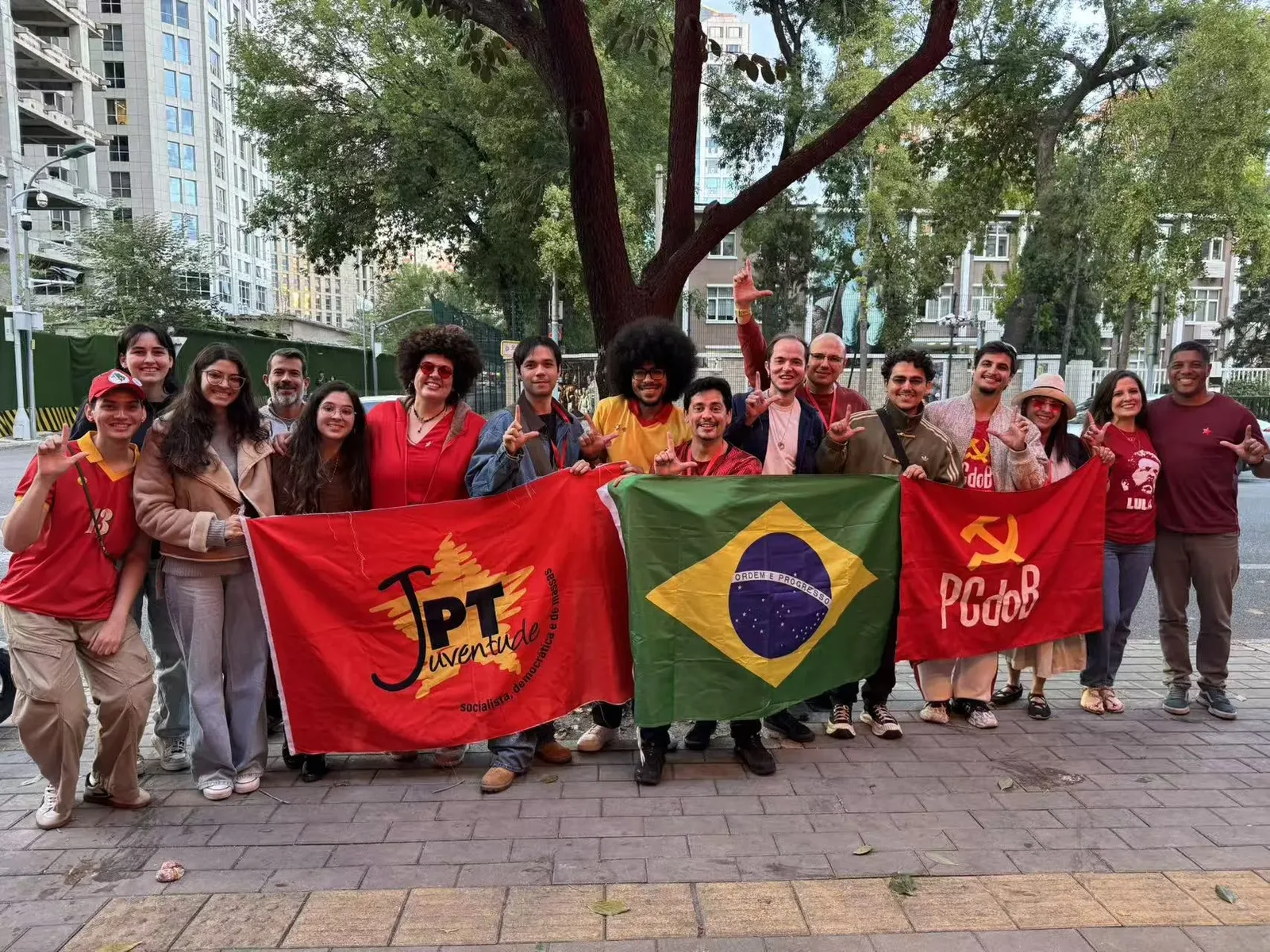 Voto brasileiro na China muda de direção e amplia debate sobre relação bilateral