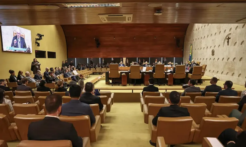 Cientista político diz que julgamento no STF consolidou desconfiança sobre Moraes