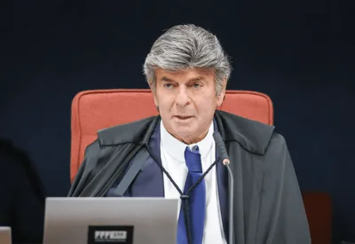 Luiz Fux assume relatoria de ação sobre acessos ao Senado
