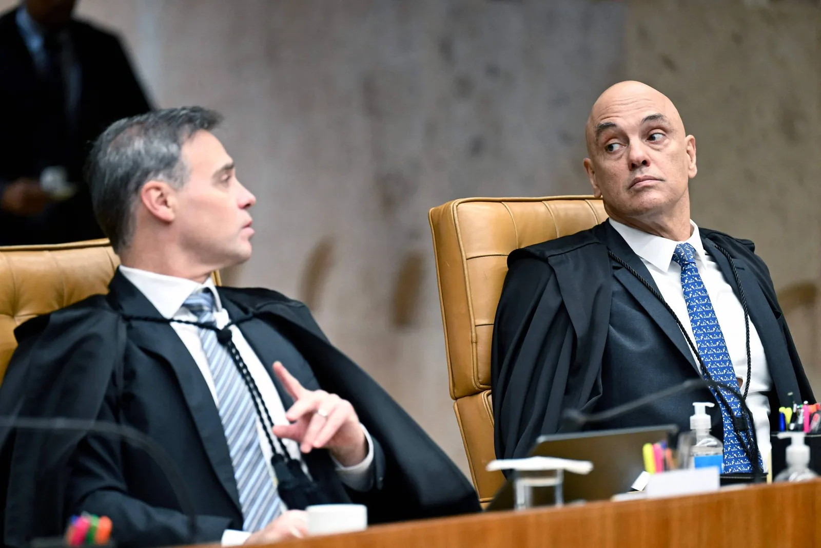Disputa entre ministros expõe crise de procedimentos e credibilidade no STF