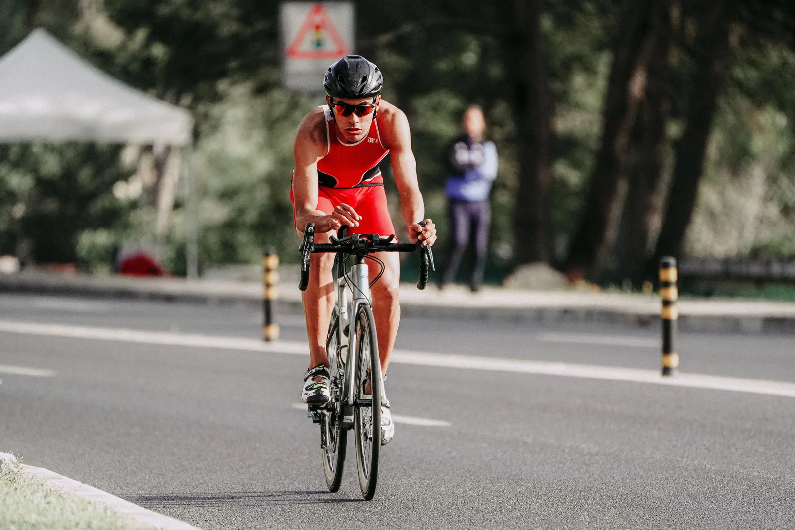 Cafeína prolonga desempenho em sprints de bicicleta, aponta estudo japonês