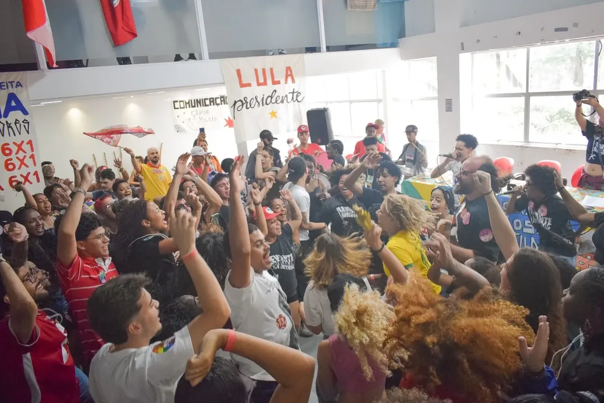 Juventude mineira reúne mais de 200 pessoas em encontro em Belo Horizonte