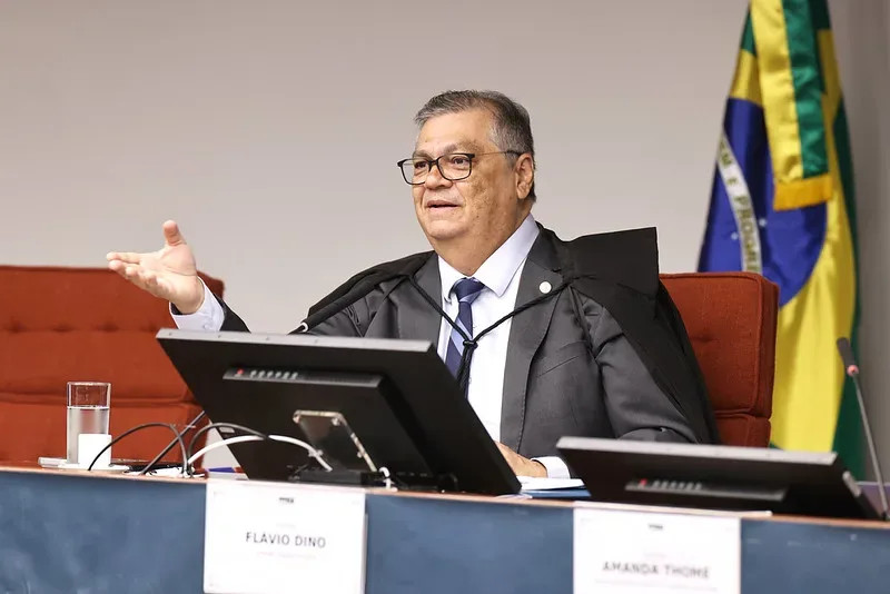 Dino leva ao plenário do STF decisão sobre posts de Nossa Senhora Aparecida