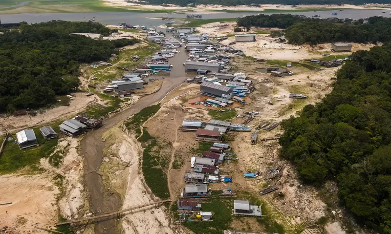 El Niño reduziu chuvas e água em milhares de localidades amazônicas