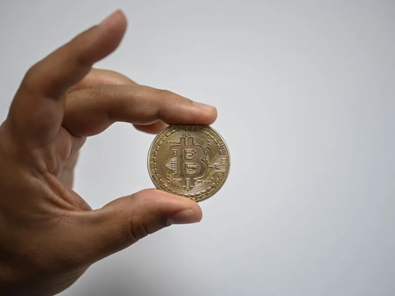 BC amplia comunicação obrigatória de operações com cripto ao Coaf