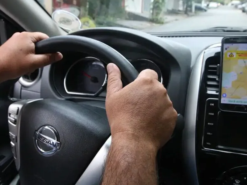 Transporte reúne 58,9% dos trabalhadores de aplicativos no Brasil em 2025