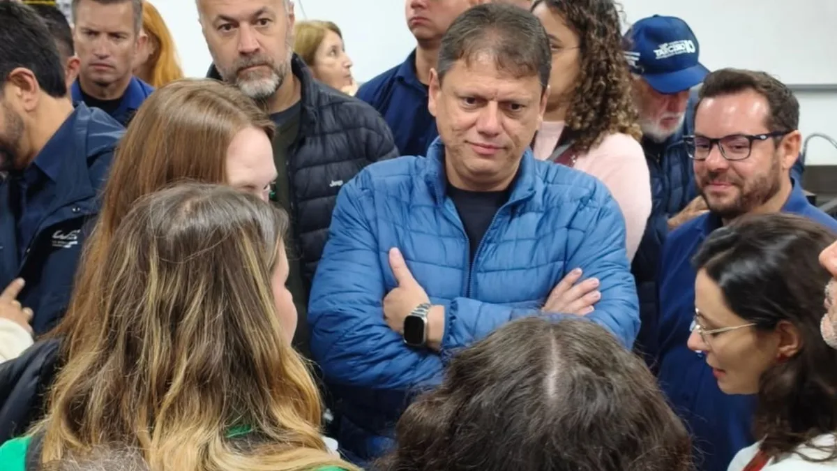 Tarcísio critica decisões do STF e prevê eleição focada em segurança jurídica