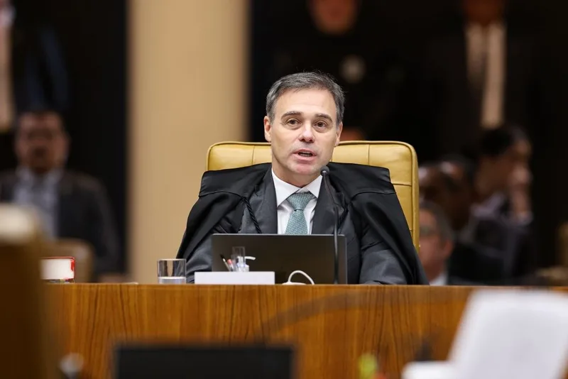 André Mendonça relatará no TSE ação contra reajuste do Bolsa Família