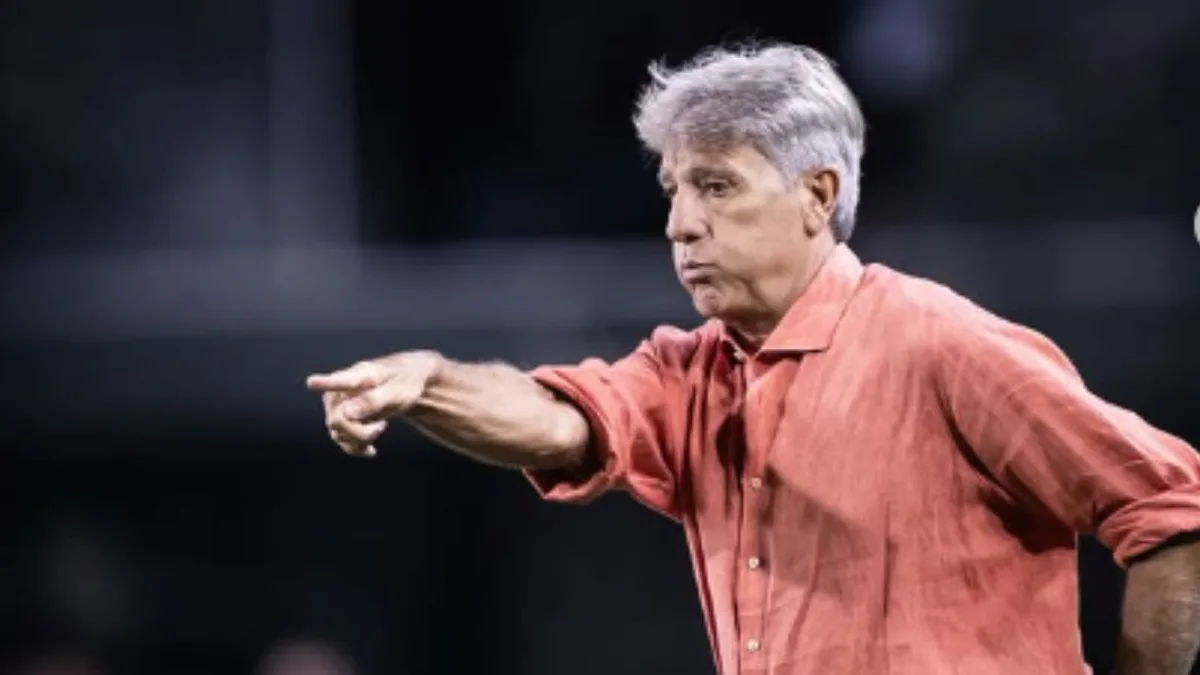 Renato Gaúcho volta ao Grêmio com contrato até o fim da temporada