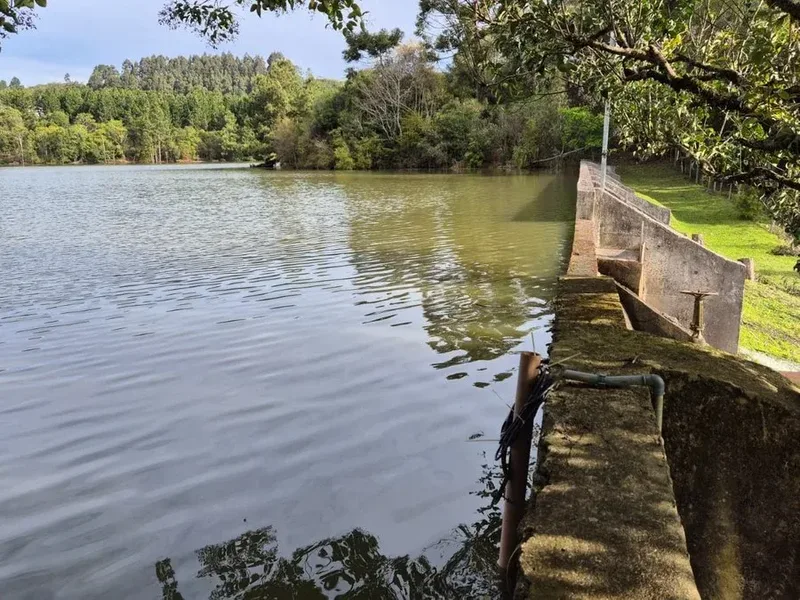 São Marcos retira moradores após alerta de colapso de barragem