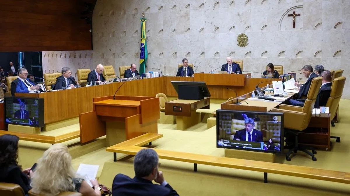 STF retoma sessão plenária em meio à crise envolvendo o caso Master