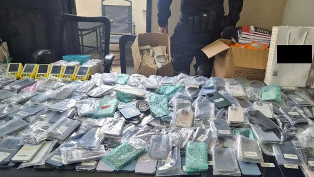 Operação da PF apura comércio de smartphones trazidos sem imposto ao país