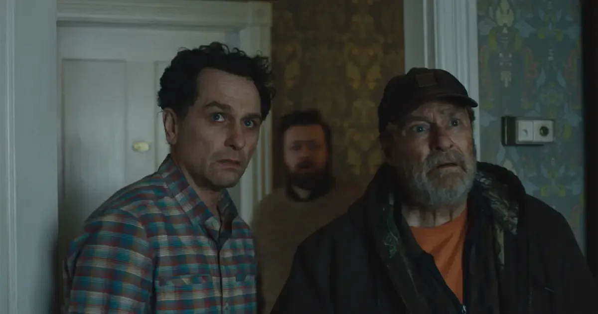 Widow’s Bay domina o Emmy 2026, e The Pitt leva prêmio de drama