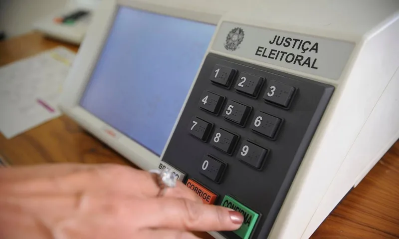 Eleições Gerais de 2026 começam com votação para cinco cargos