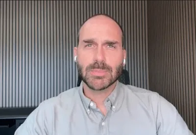STF mantém condenação de Eduardo Bolsonaro por coação no processo
