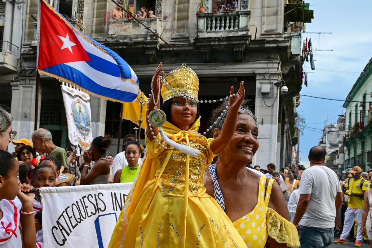 Procissões em Havana expressam pedidos por saúde, luz e mudança em Cuba