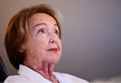 Sobrevivente de Auschwitz reage à vitória da AfD na Alemanha