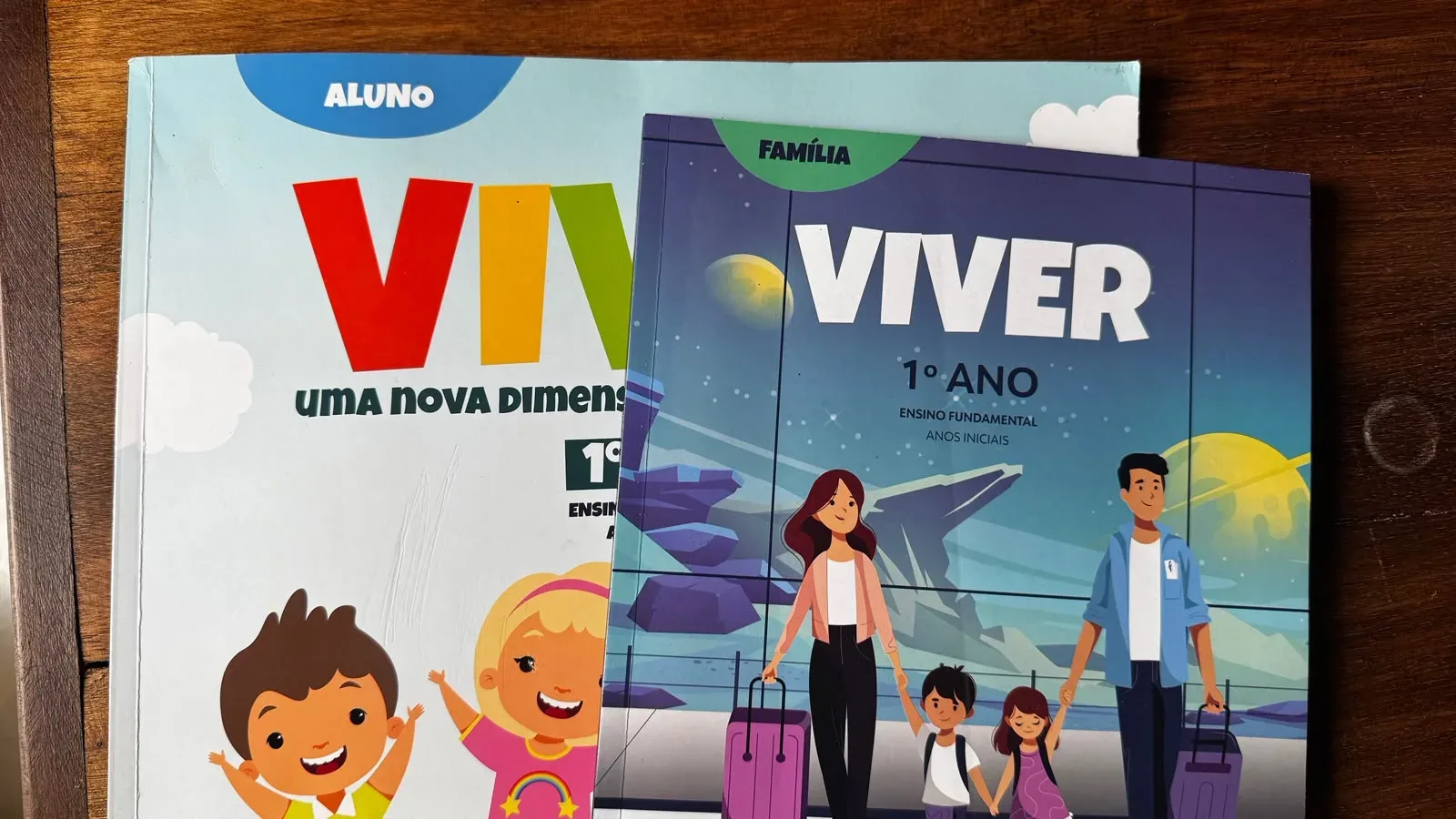 TCDF aponta falhas em contrato de R$ 54,8 milhões para livros no Distrito Federal