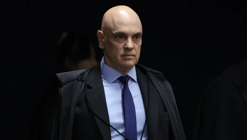 STF adia fala de Alexandre de Moraes em meio a disputa sobre inquérito